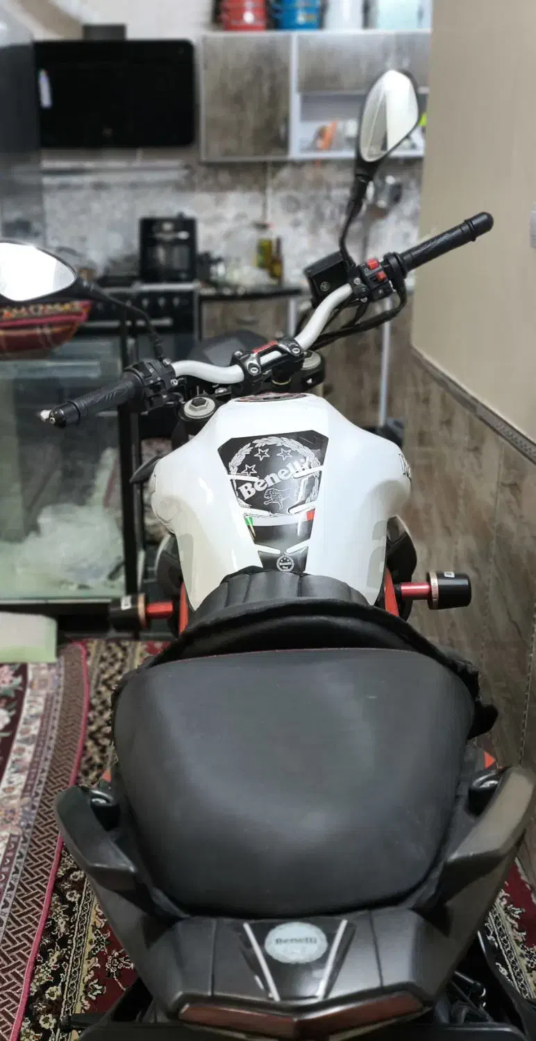 بنلی ۳۰۰ نیو|موتورسیکلت|شیراز, کوزه گری|دیوار