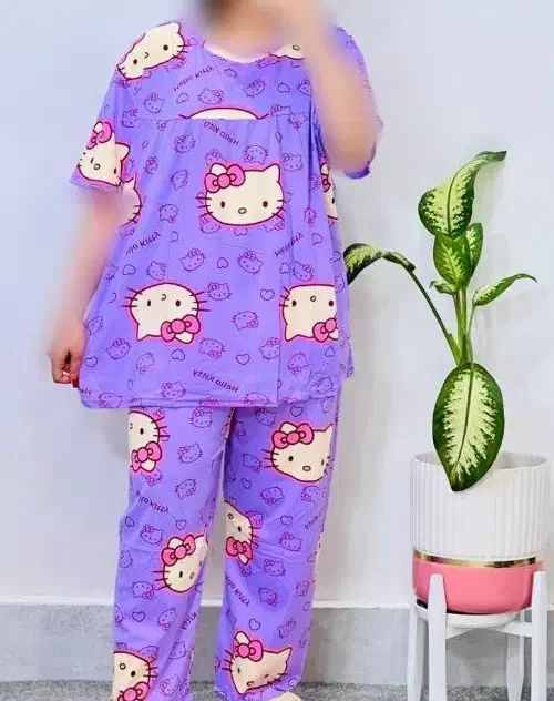 لباس راحتی|لباس|میانه, |دیوار