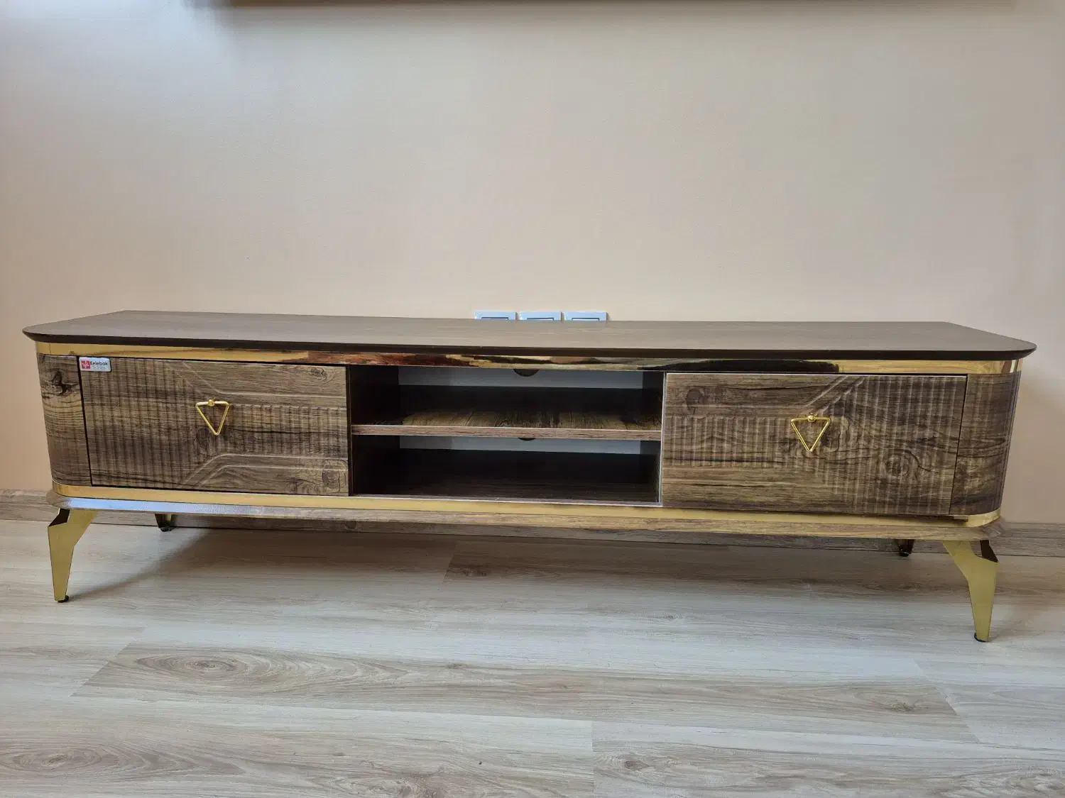 میز تلویزیون|میز تلویزیون|کلیبر, |دیوار