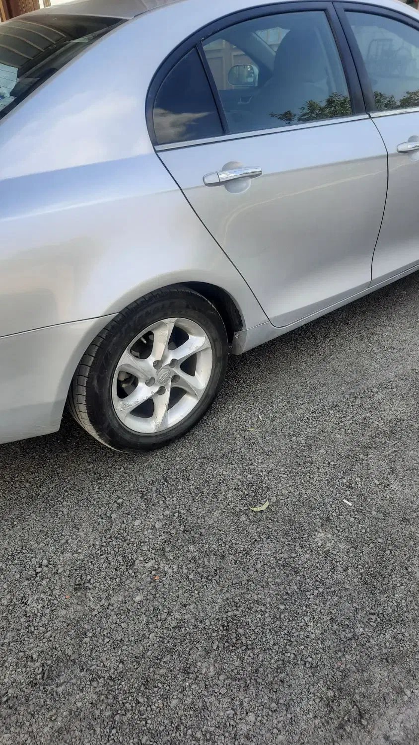 سواری جیلی امگرند|خودرو سواری و وانت|تویسرکان, |دیوار