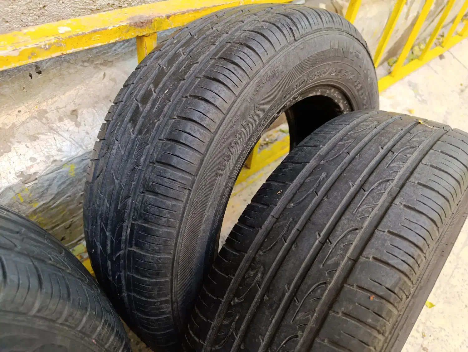 لاستیک پژو 206|قطعات یدکی و لوازم جانبی|درگزین, |دیوار