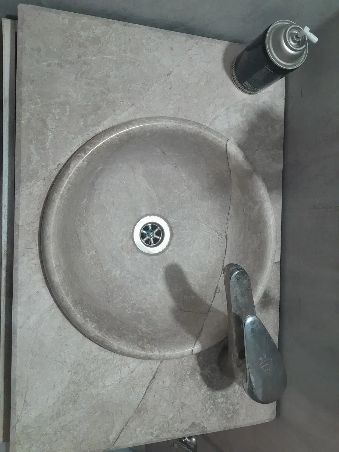 روشویی|لوازم سرویس بهداشتی|فولادشهر, B2|دیوار