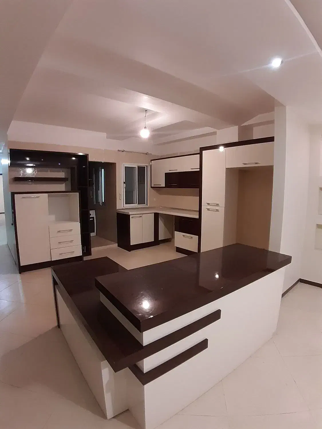 200 متر / خوش نقشه / سلمان فارسی|اجارهٔ آپارتمان|ساری, |دیوار