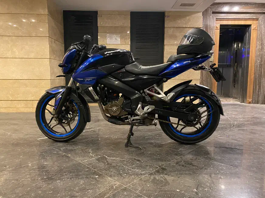 ns200|موتورسیکلت|تهران, عباس‌آباد|دیوار