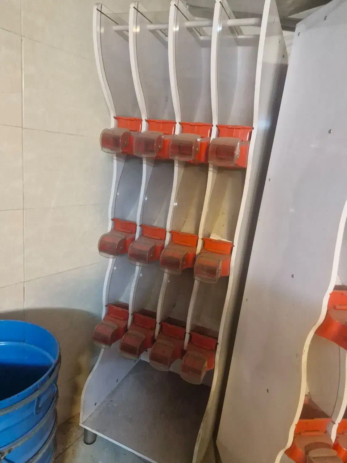 جا حبوباتی|ظروف نگهدارنده، پلاستیکی، یک‌بارمصرف|لنجان, |دیوار