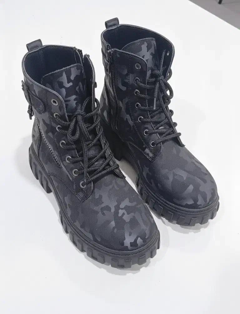 نیم بوت|کیف، کفش، کمربند|جیرفت, |دیوار