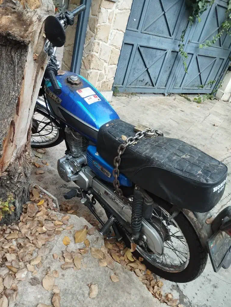 موتور ۱۲۵ استارتی تمیز تخفیف پای معامله|موتورسیکلت|تهران, چیذر|دیوار
