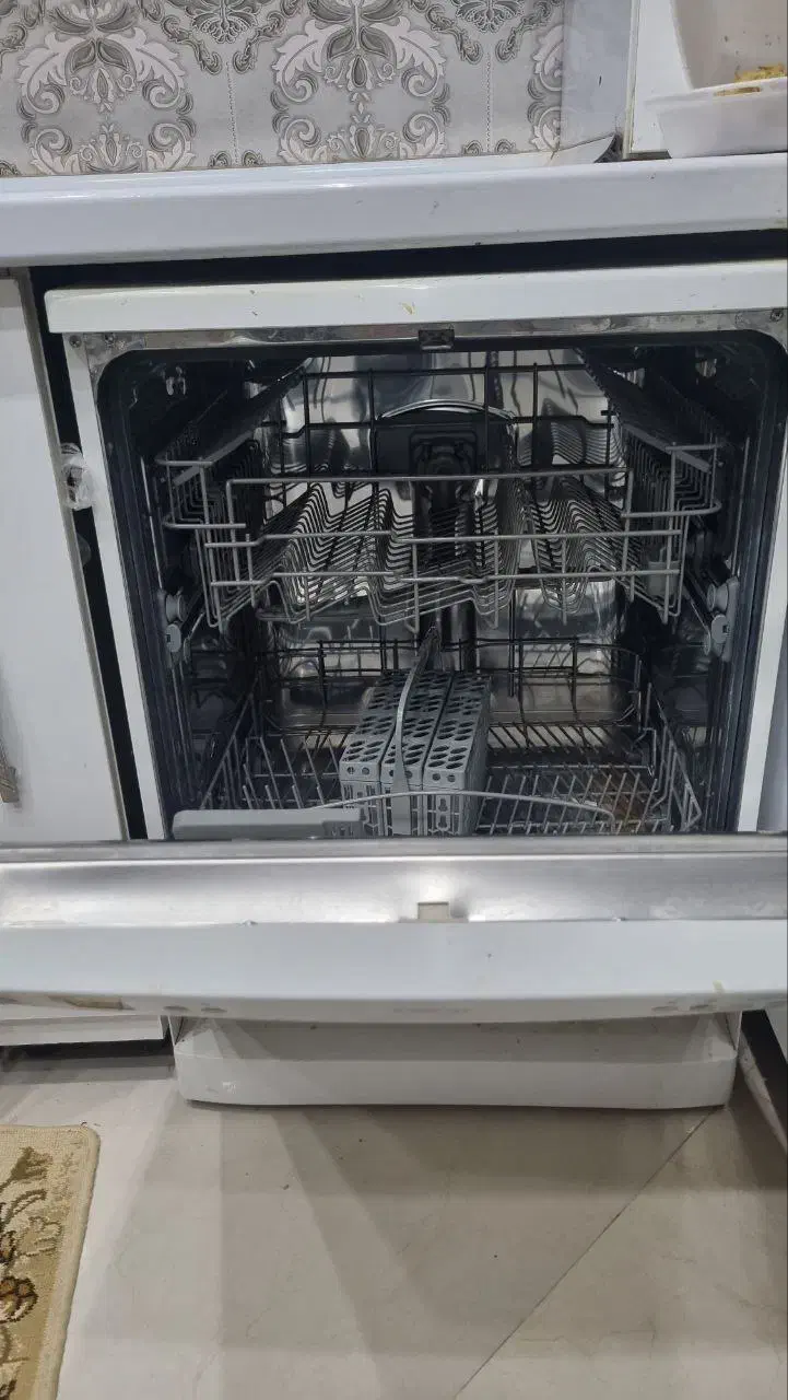 ماشین ظرفشویی|ماشین ظرفشویی|گناباد, |دیوار