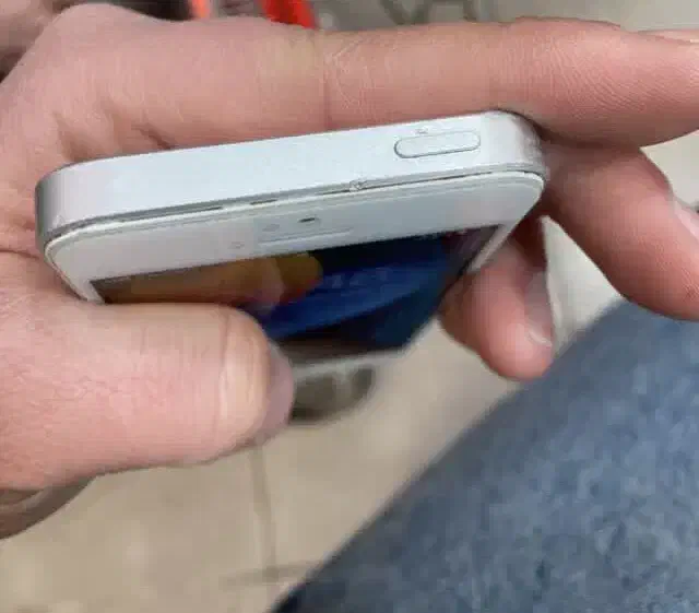اپل iPhone SE با حافظهٔ ۶۴ گیگابایت|موبایل|قم, باجک یک|دیوار