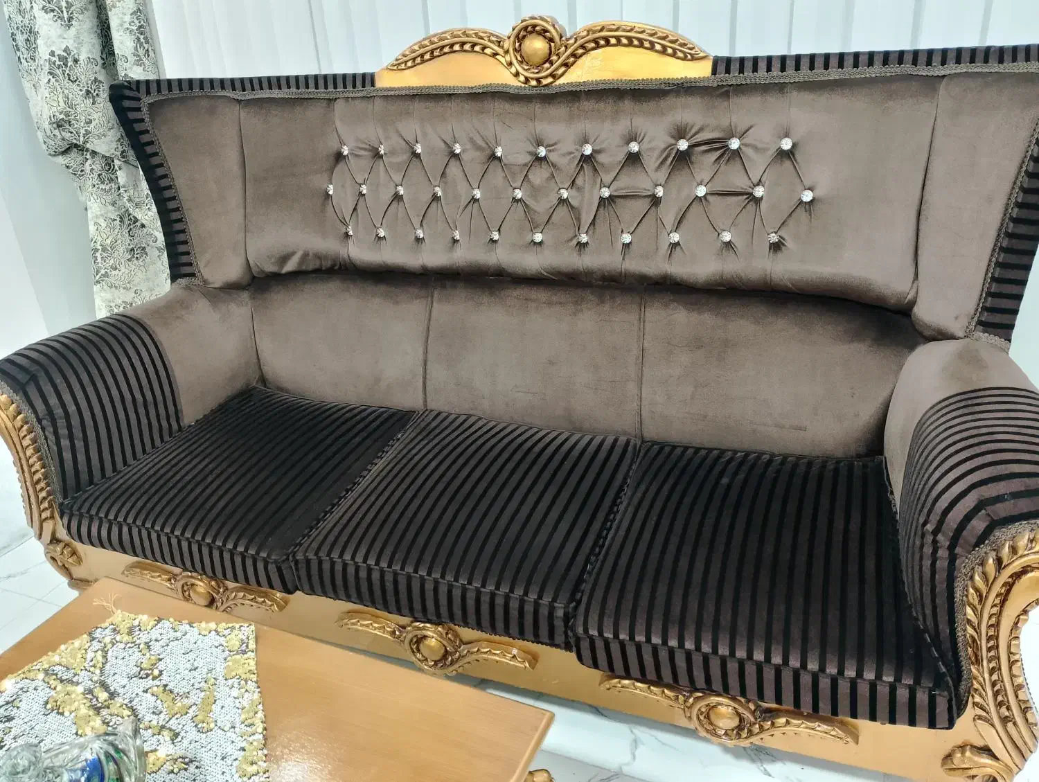 مبل هفت نفره کاملا سالم|مبلمان خانگی و میز عسلی|آستارا, |دیوار