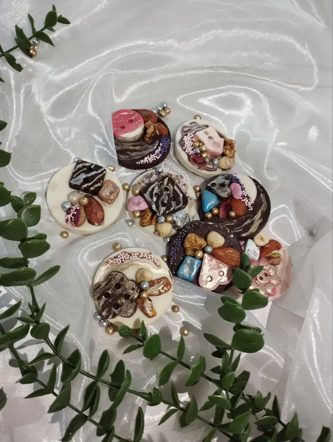 شکلات کادویی|خوردنی و آشامیدنی|کنگاور, |دیوار