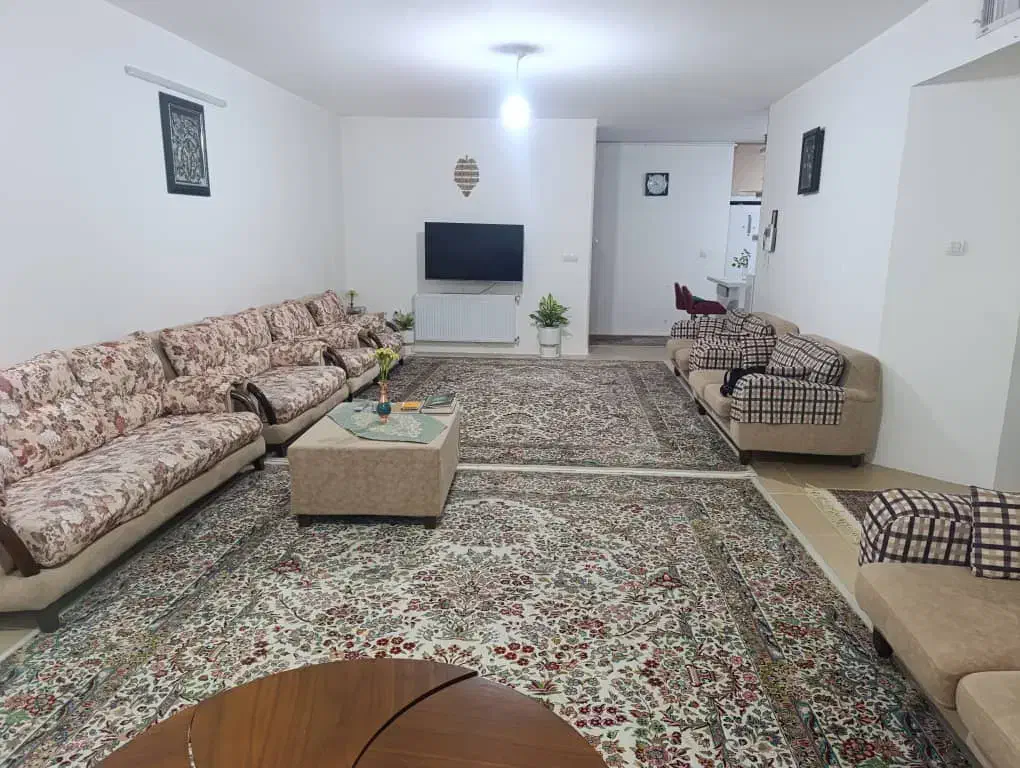 واحد ۱۳۶ متری در مجتمع پردیس با امتیاز تجاری|فروش آپارتمان|کرمان, |دیوار