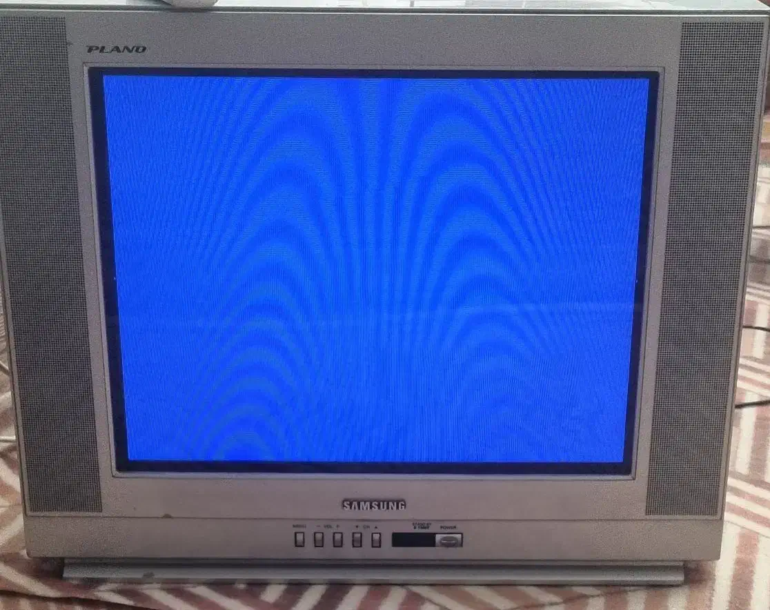 تلویزیون|تلویزیون و پروژکتور|سمنان, |دیوار