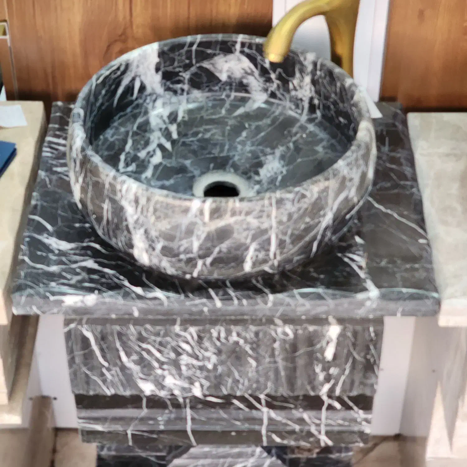 روشویی سنگی روکار نجف آبادی|مصالح و تجهیزات ساختمان|رشت, پارک شهر|دیوار