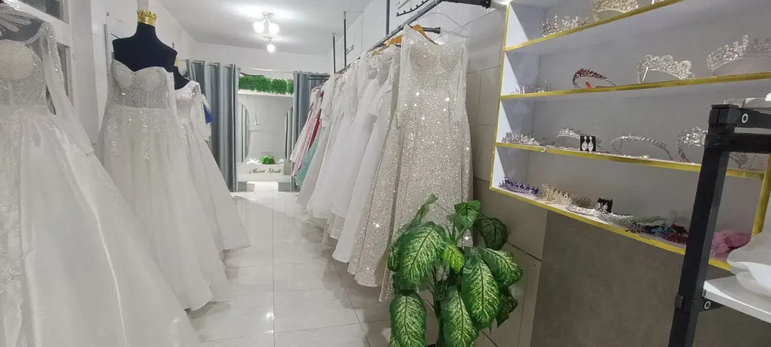 واگذاری مزون عروس با درامد بالا|لباس|لنجان, |دیوار