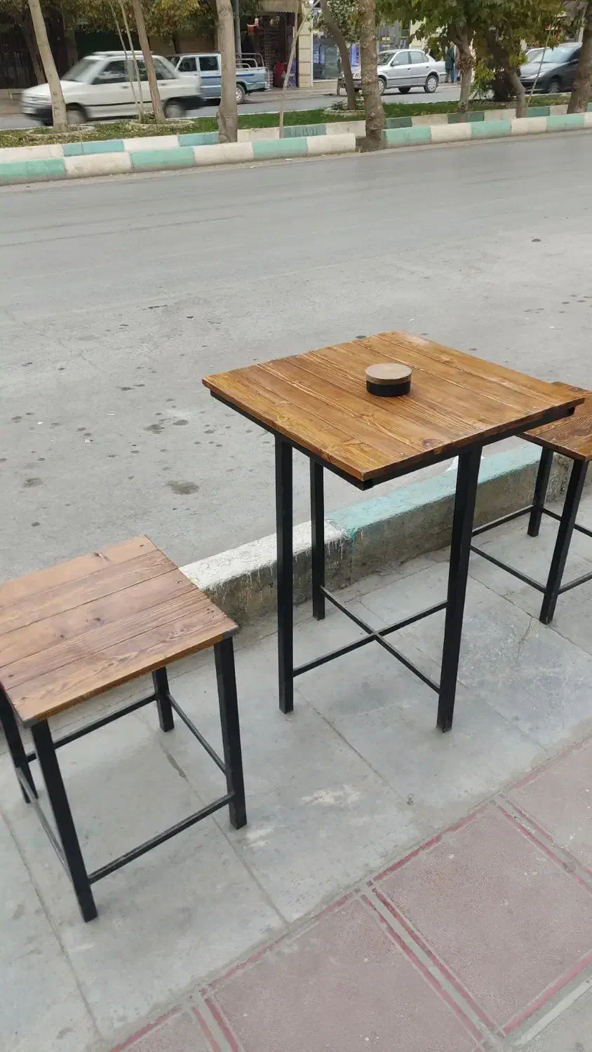 میز و صندلی برای کافه|کافی‌شاپ و رستوران|فلاورجان, |دیوار