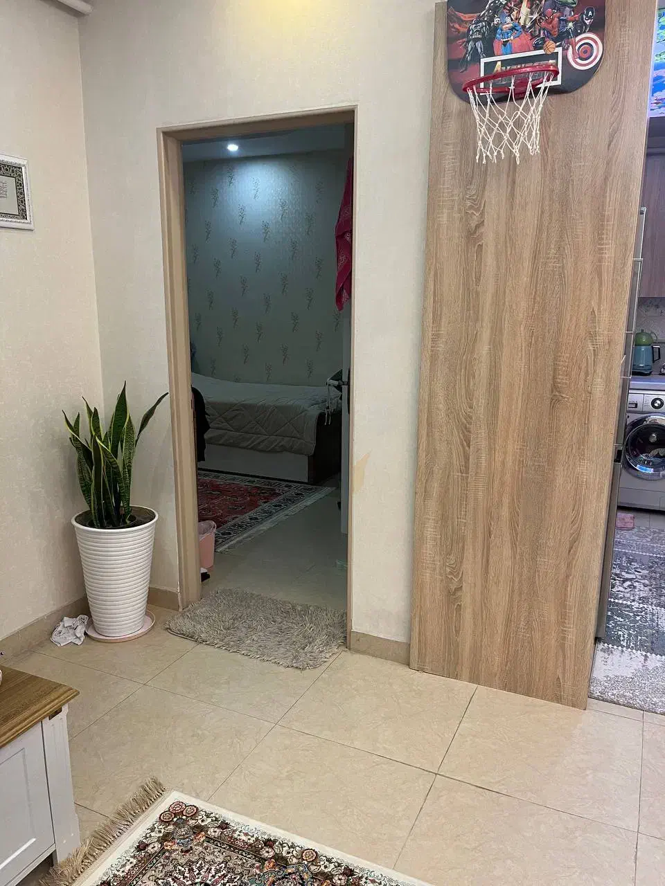 فروش آپارتمان 100 متری سبزه میدان اول بیستون|فروش آپارتمان|رشت, استادسرا|دیوار