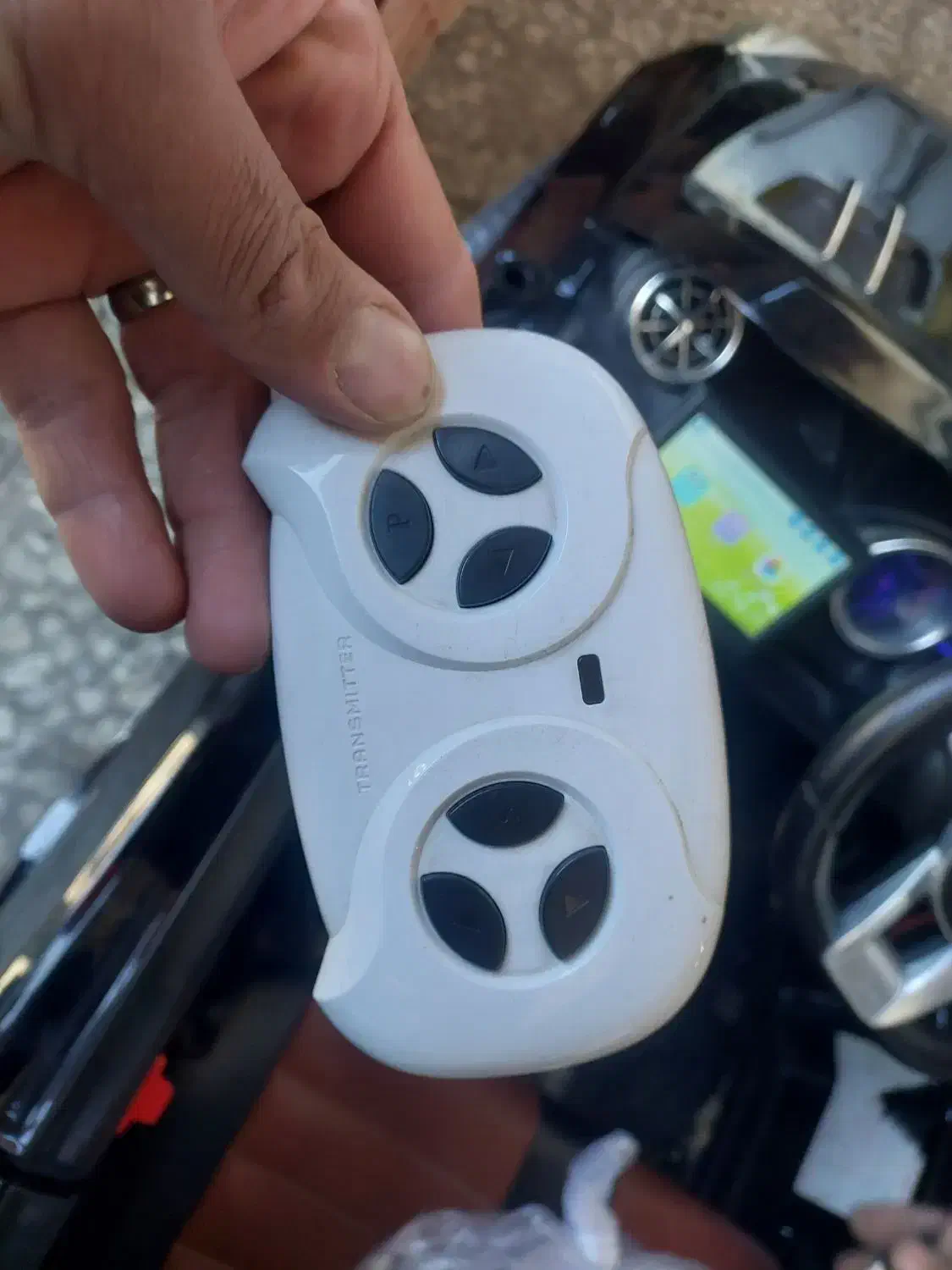 ماشین شارژی دوموتورخ سه سرعته|اسباب‌بازی بچه|تهران, وصفنارد|دیوار