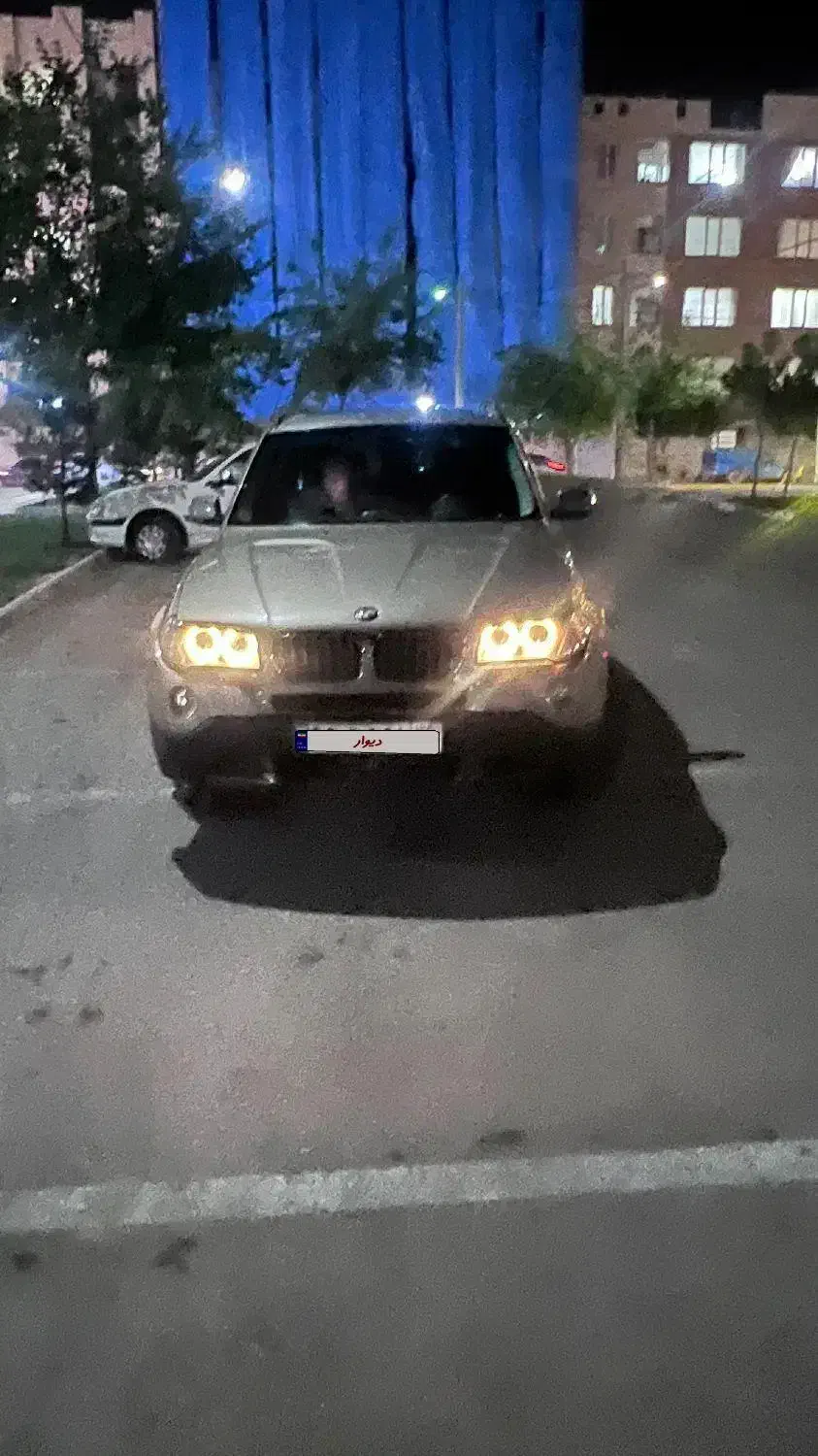 بی ام و ایکس ۳ در حد بسیار نو بدون توضیحات|خودرو سواری و وانت|مشهد, الهیه|دیوار