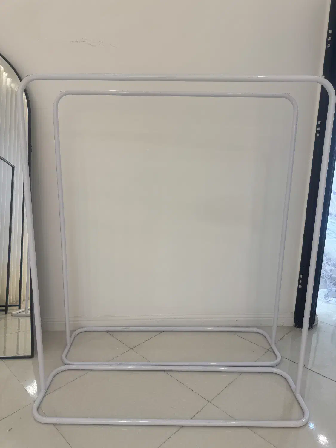 رگال|فروشگاه و مغازه|رشت, کاکتوس|دیوار