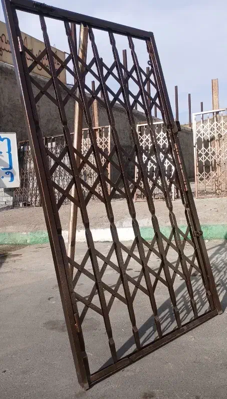 درب آکاردئونی آماده|خدمات پیشه و مهارت|رودهن, |دیوار