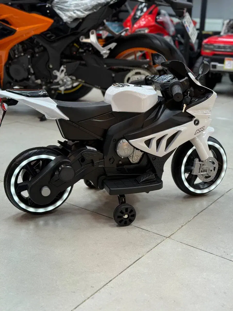 موتور شارژی طرح BMW کد 3046 آکسون اقساطی|اسباببازی|رشت, دیلمان|دیوار