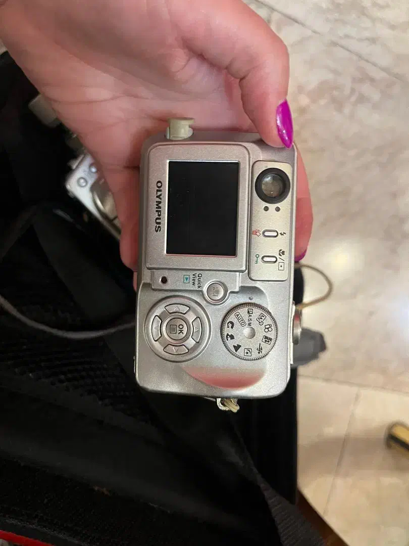 دوربین فیلم برداری ودوربین عکاسی|دوربین عکاسی و فیلمبرداری|تهران, اکباتان|دیوار