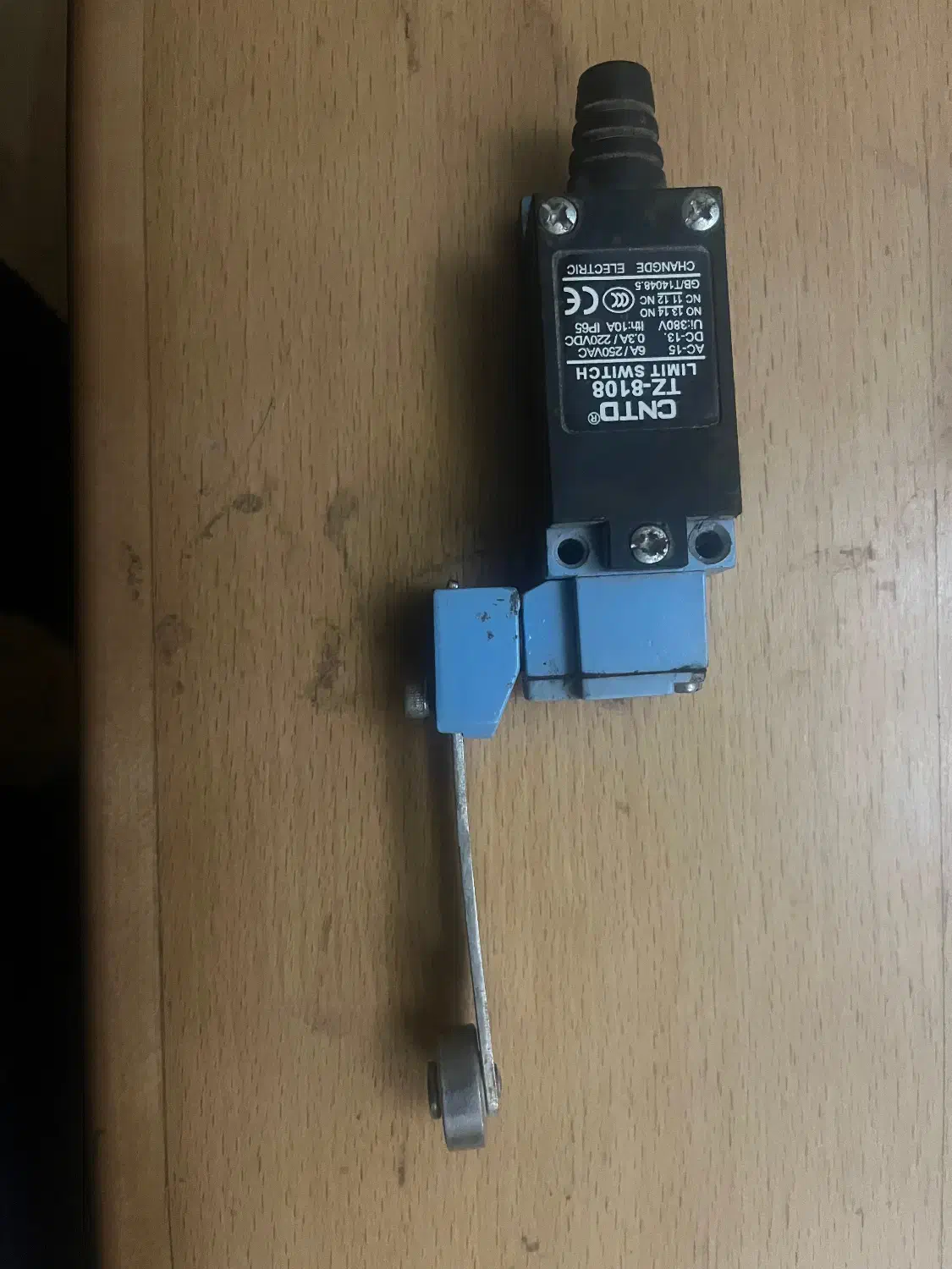 فروش لیمیت سویچ|ابزارآلات|نمین, |دیوار