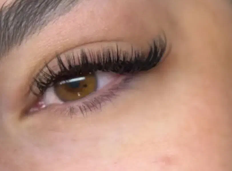 اکستنشن و لیفت و لمینت مژه و ابرو|خدمات آرایشگری و زیبایی|جهرم, |دیوار