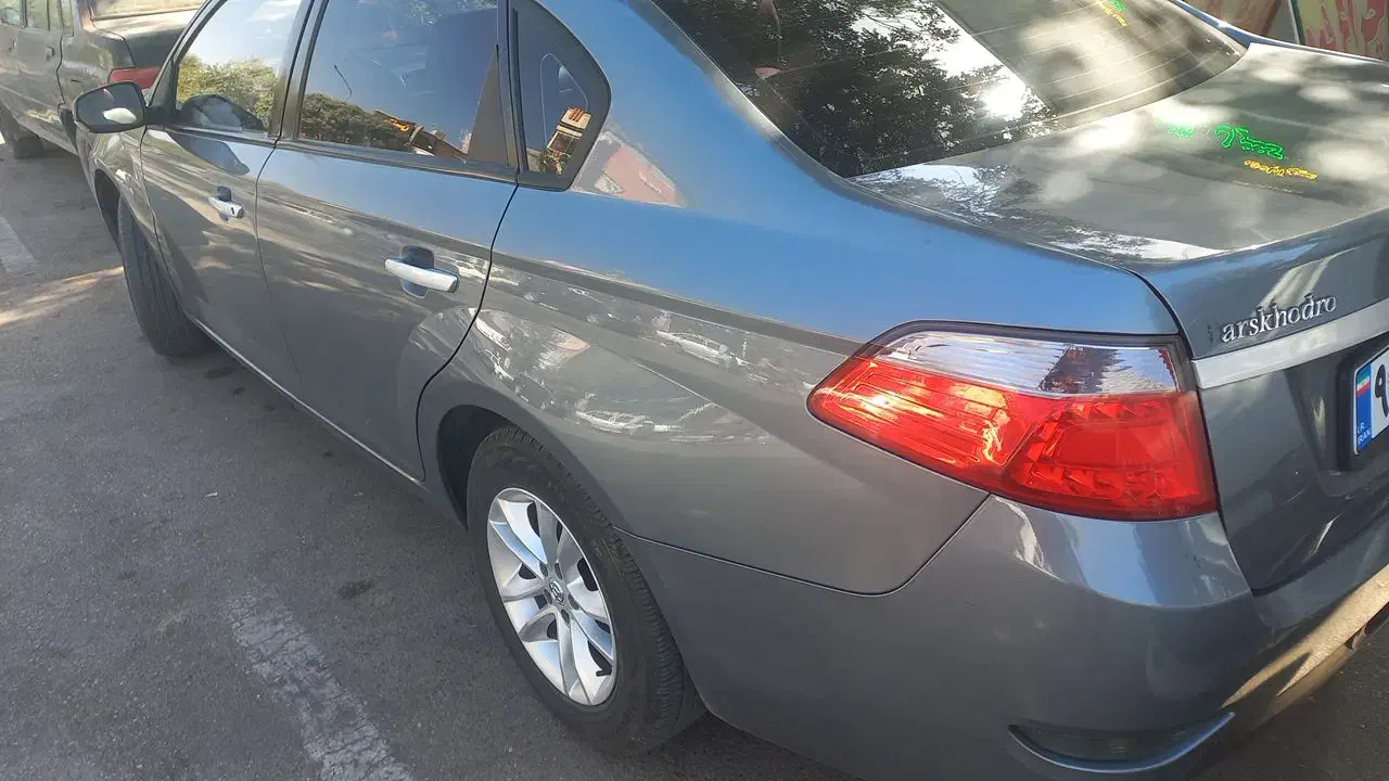 برلیانس ۳۳۰دنده|خودرو سواری و وانت|نیشابور, فردوسی جنوبی|دیوار