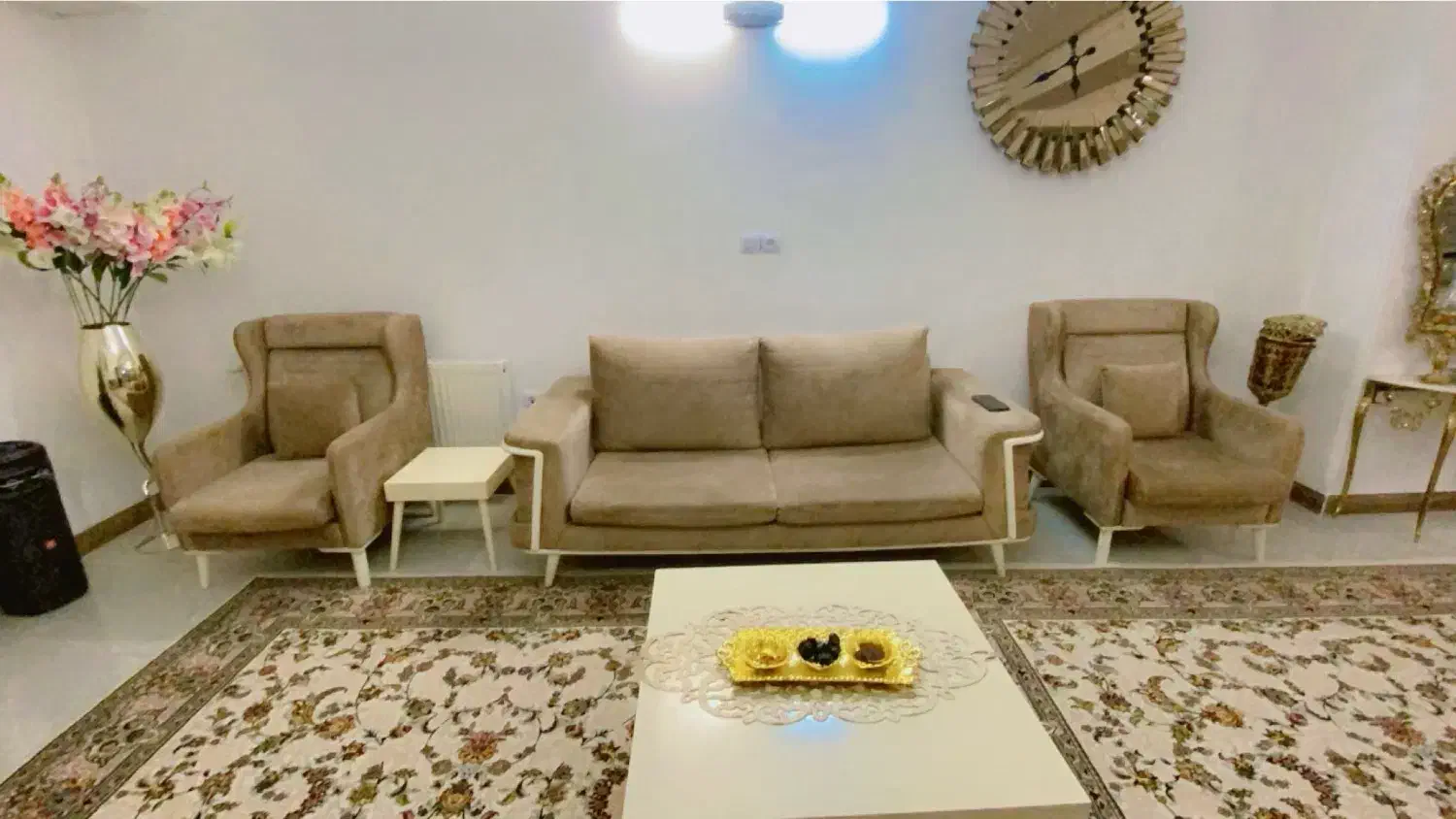 مبل راحتی و میز ناهار خوری|مبلمان خانگی و میز عسلی|پاکدشت, پاکدشت (مامازند)|دیوار