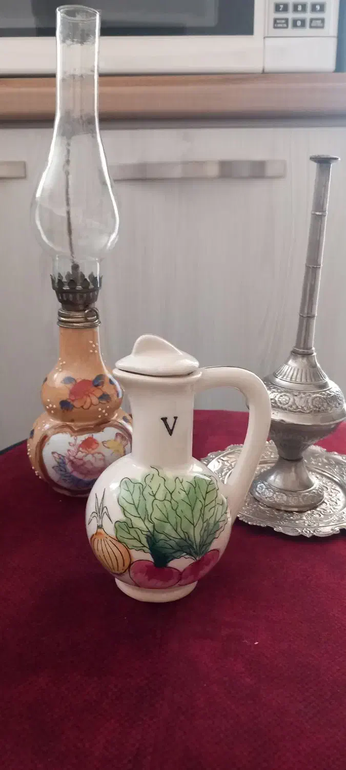 چراغ نفتی گردسوز وگلاب دون وروغن دون قدیمی|کلکسیون اشیاء عتیقه|اسلامشهر, شهرک واوان|دیوار