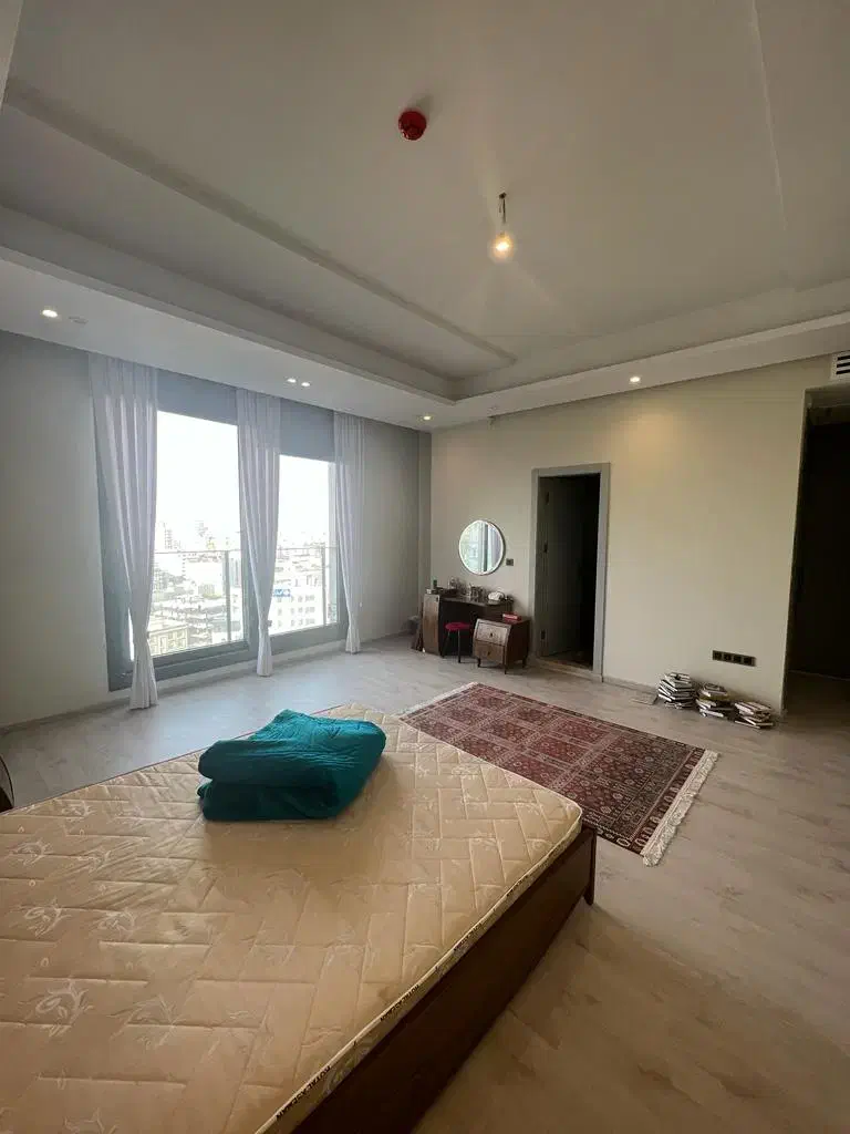 اجاره ۲۵۰ متر ۴خواب مستر فرمانیه
