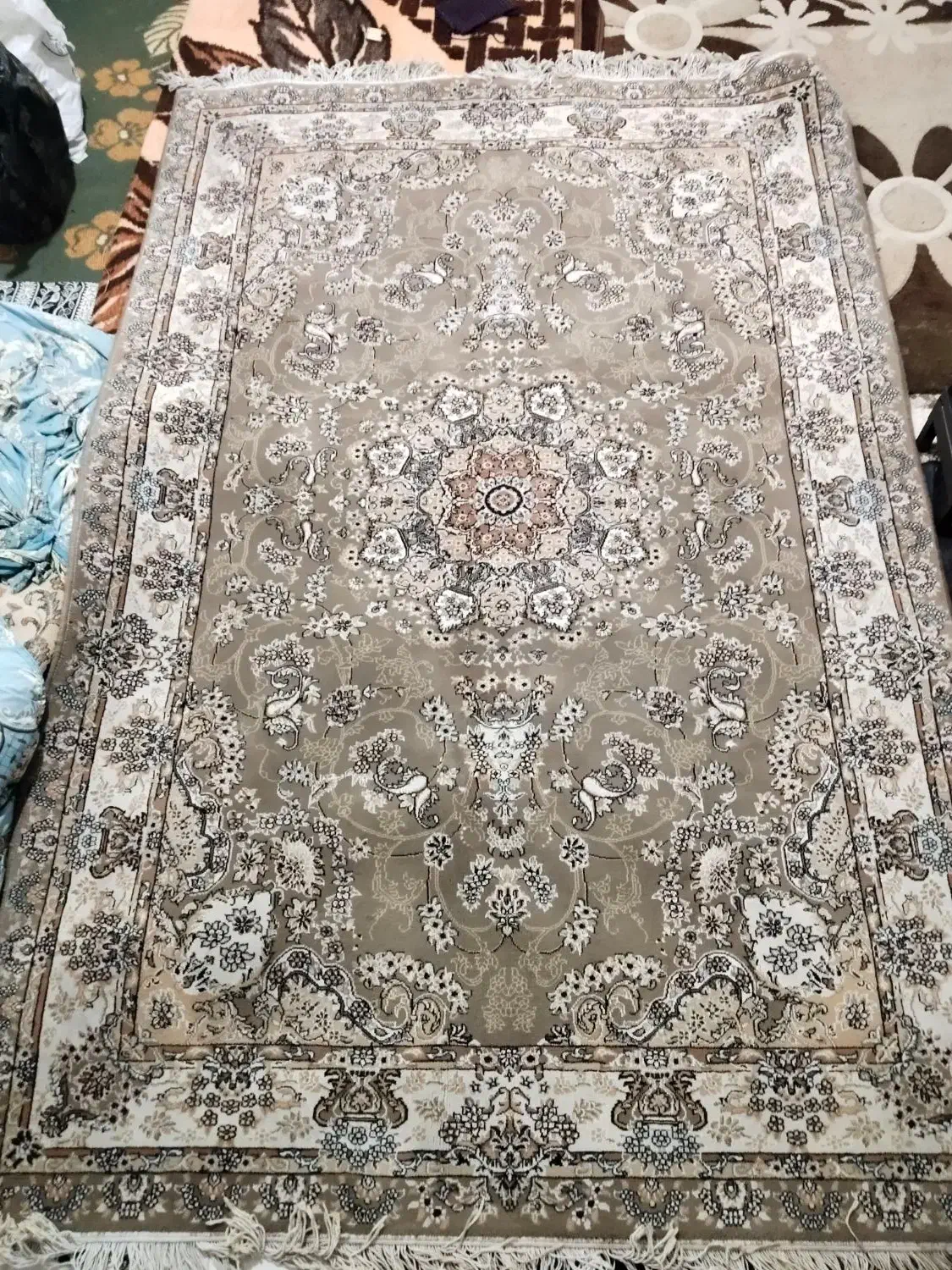 فرش ۴ متری|فرش|قدس, شهر‌قدس|دیوار