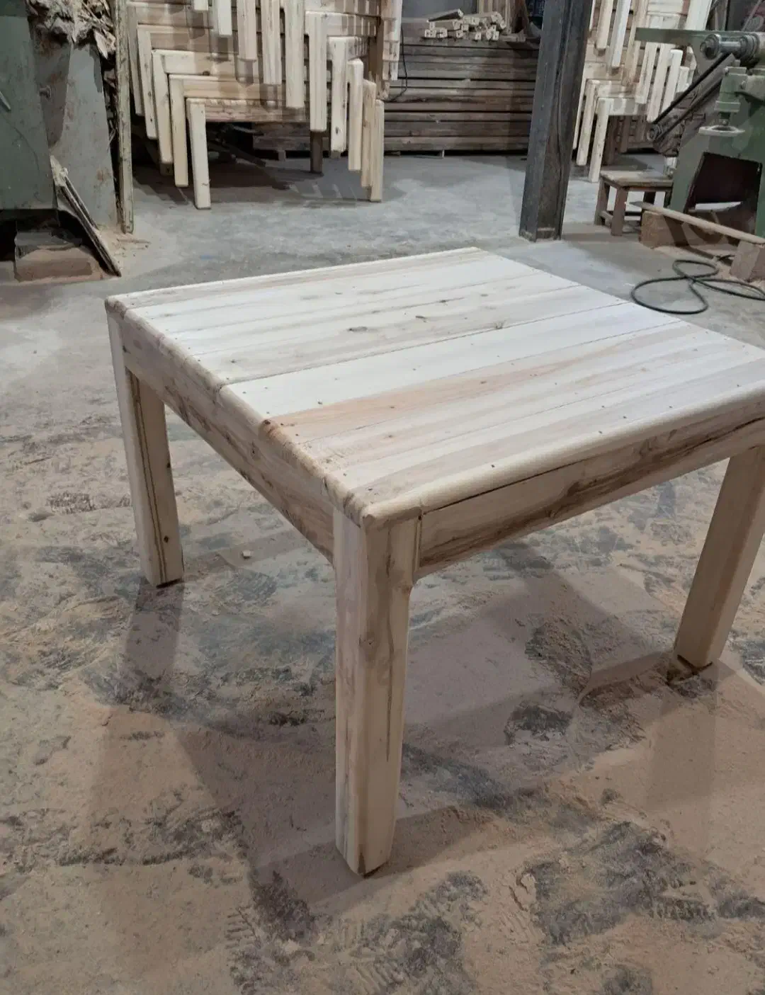 کرسی چوبی فاروق دار مقاوم با گرمایش اتومات فول|بخاری، هیتر، شومینه|تهران, شهرک ولیعصر جنوبی|دیوار