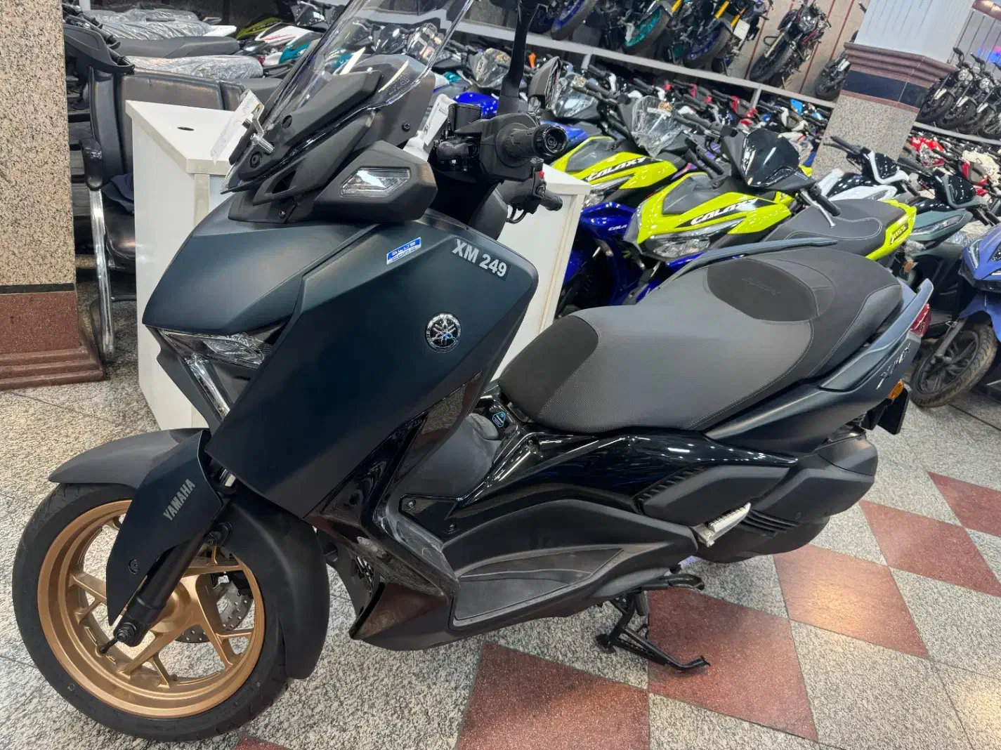 Xmax 250|موتورسیکلت|تهران, ونک|دیوار