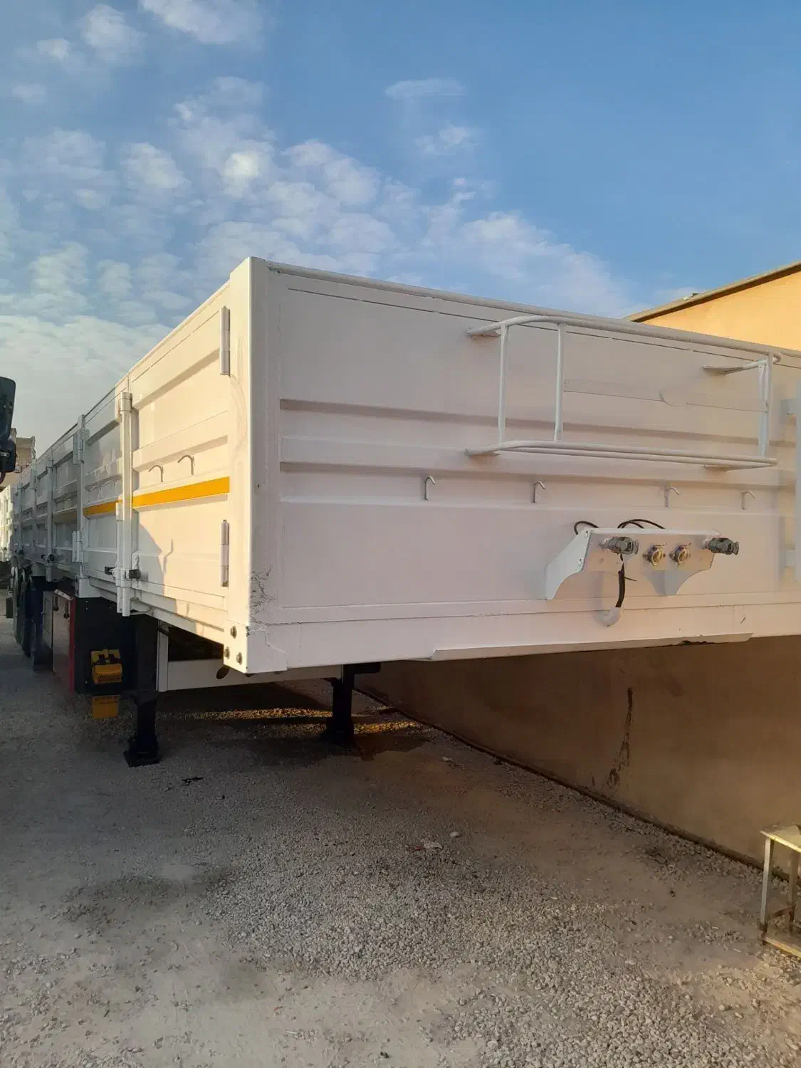 اتاق لبه دست ساز همدان|خودرو سنگین|مرودشت, ثبت احوال|دیوار