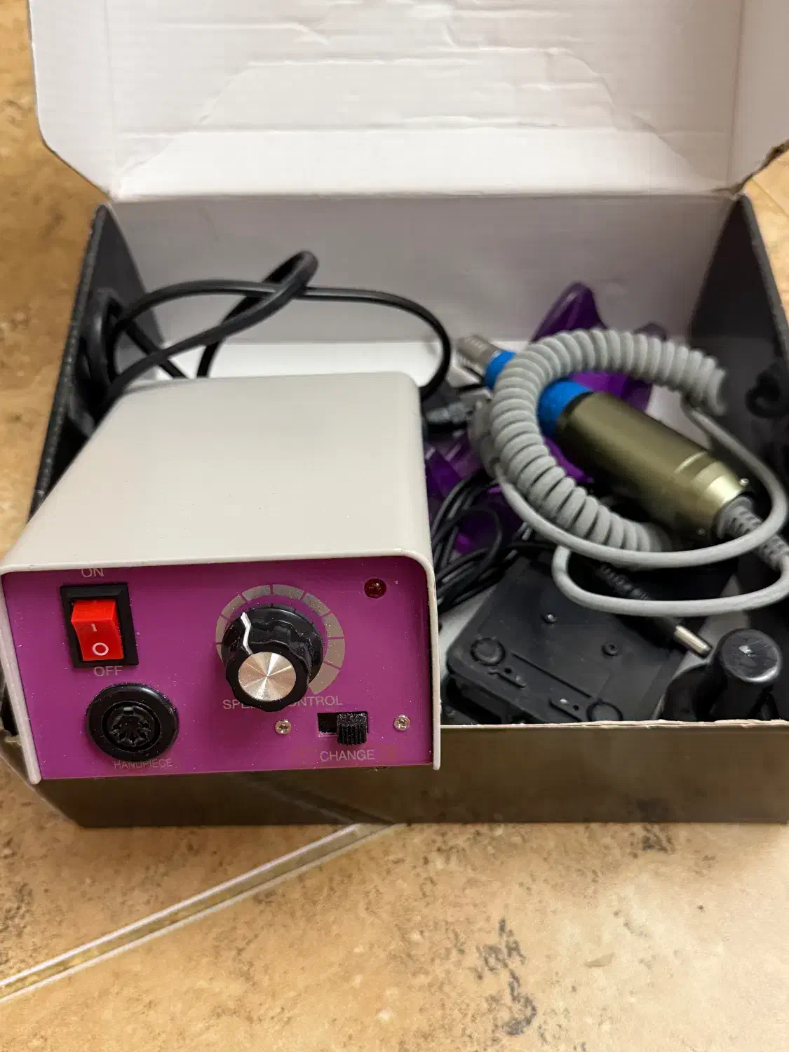 سوهان برقی ودستگاه یووی|آرایشگاه و سالنهای زیبایی|قزوین, |دیوار