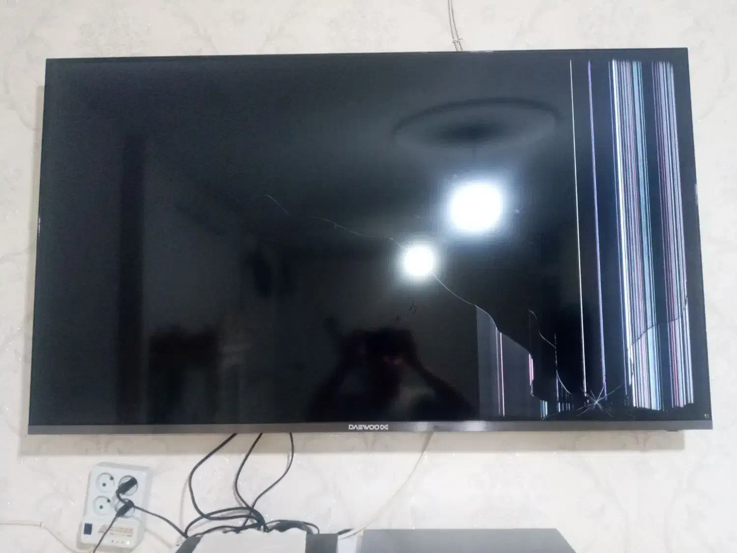 تلوزیون دوو شکسته|تلویزیون و پروژکتور|ماهدشت, |دیوار