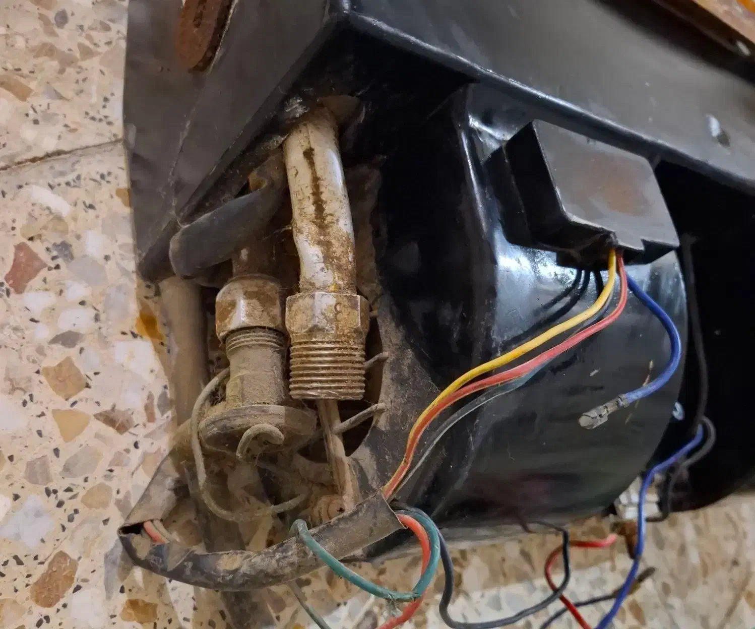 فن کولر ماشین|پنکه و تصفیه‌کنندهٔ هوا|آبادان, |دیوار