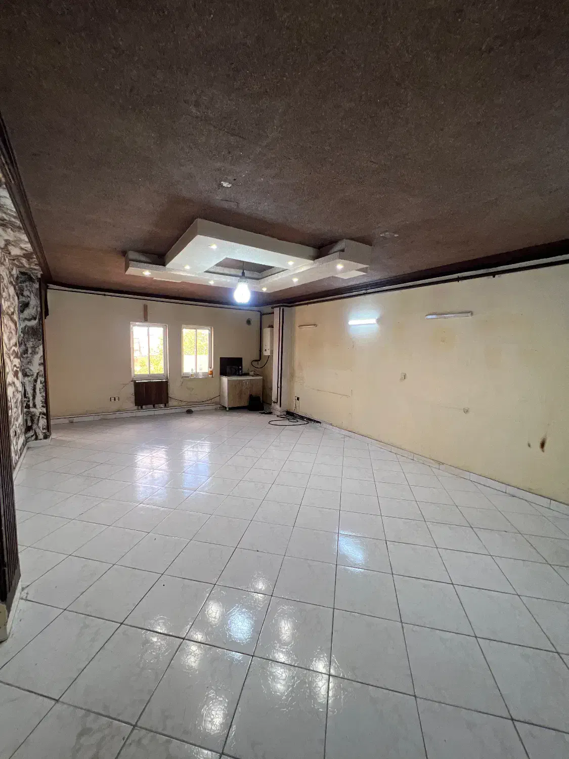 اجاره تجاری واحد بر خیابان اصلی|اجارهٔ دفتر کار، اتاق اداری، مطب|رشت, پاستوریزه|دیوار