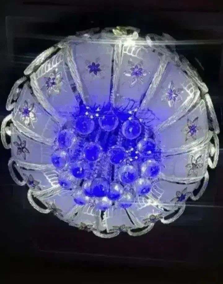 لوستر کنترلی قیمت پایین|لوستر و چراغ آویز|فردیس, ثابتی|دیوار