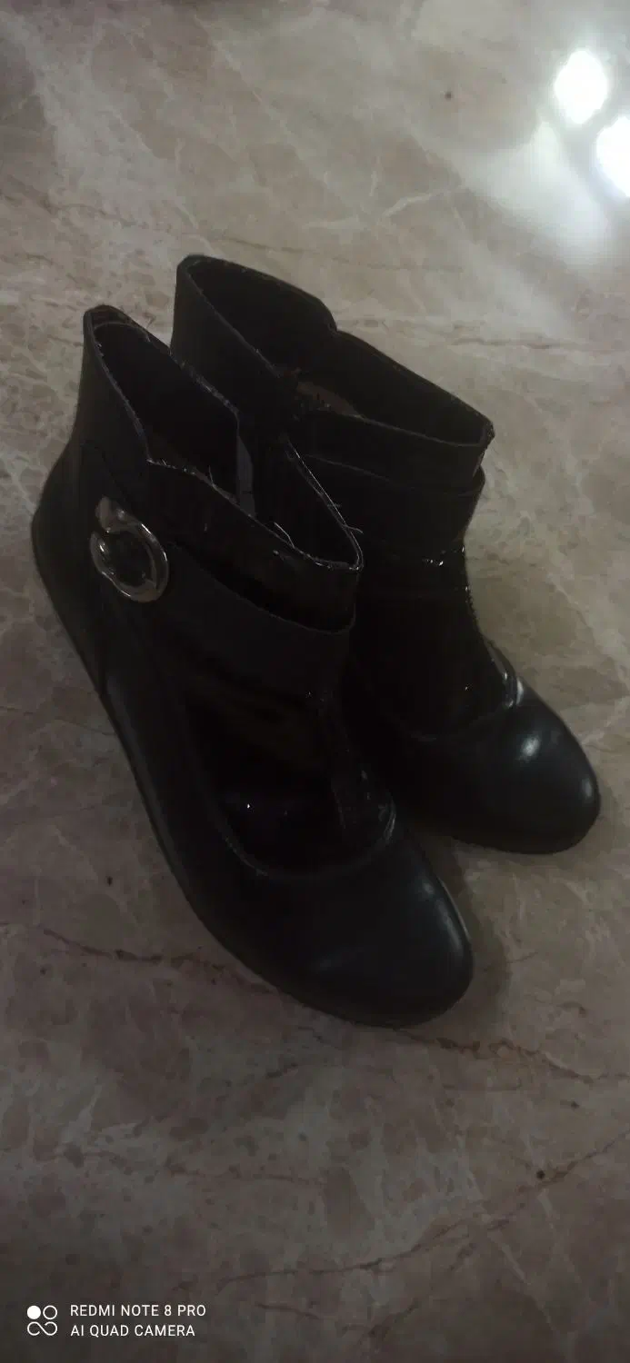 نیم بوت|کیف، کفش، کمربند|خمینیشهر, |دیوار