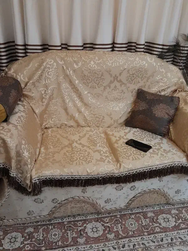 مبلمان ۷ نفره راحتی|مبلمان خانگی و میز عسلی|بجنورد, |دیوار