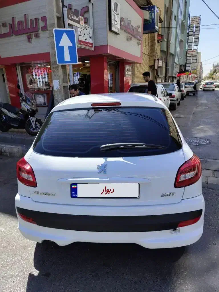 207 سقف فلز فول ttu5|خودرو سواری و وانت|بم, |دیوار