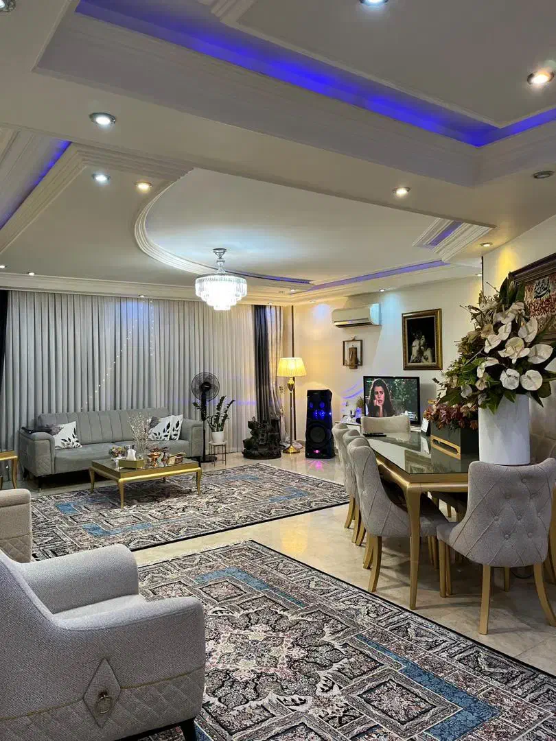 اجاره آپارتمان۱۳۰متری ۳خواب/فرمانیه/تکواحدی