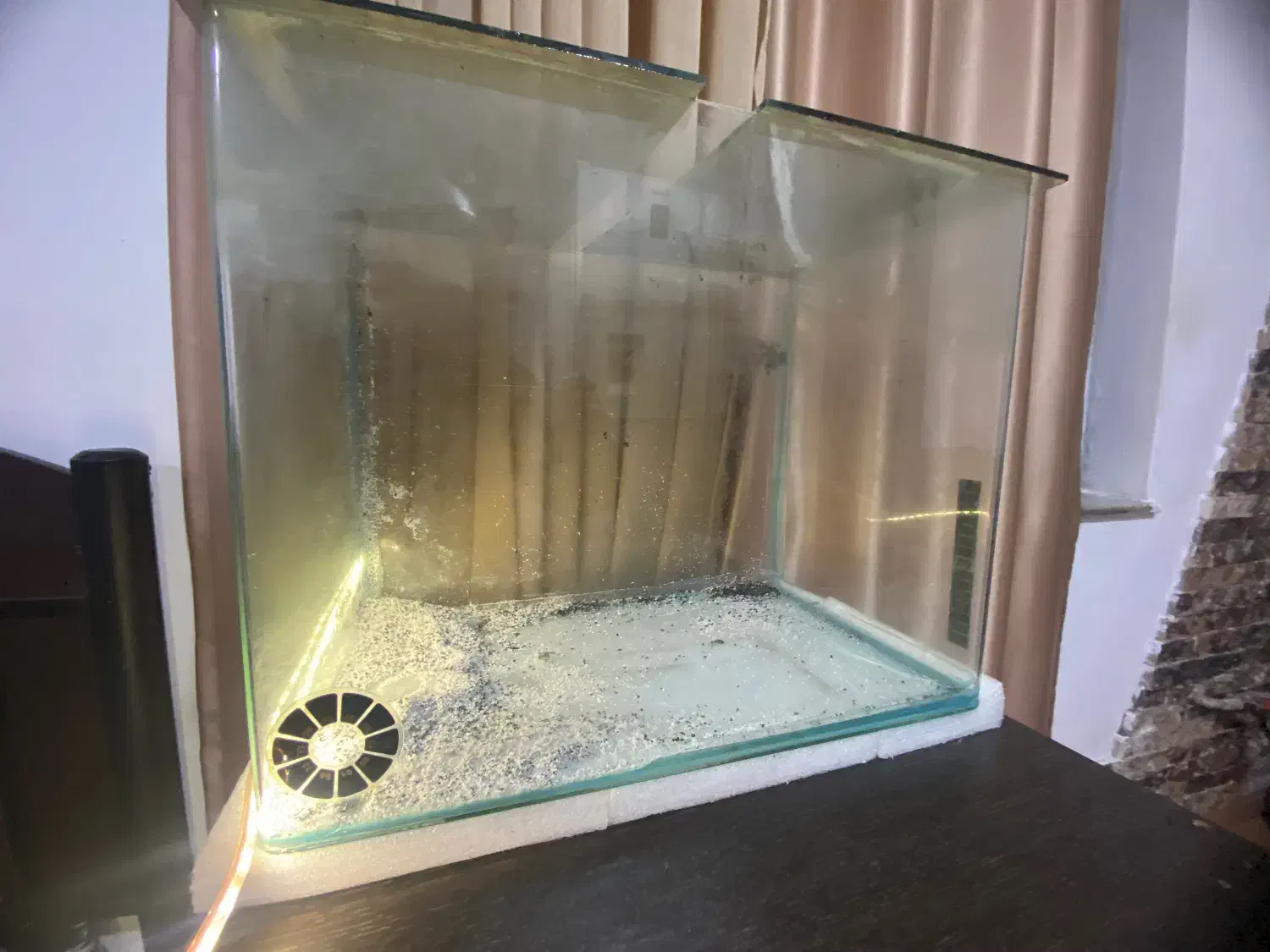 آکواریوم شیشه خم|ماهی|چالوس, |دیوار