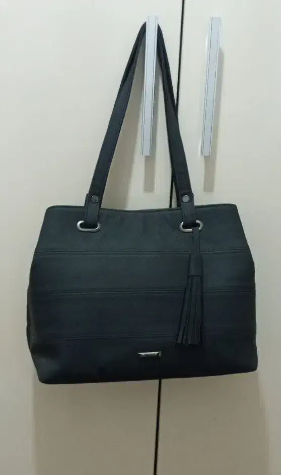 کیف|کیف، کفش، کمربند|مشگین شهر, |دیوار