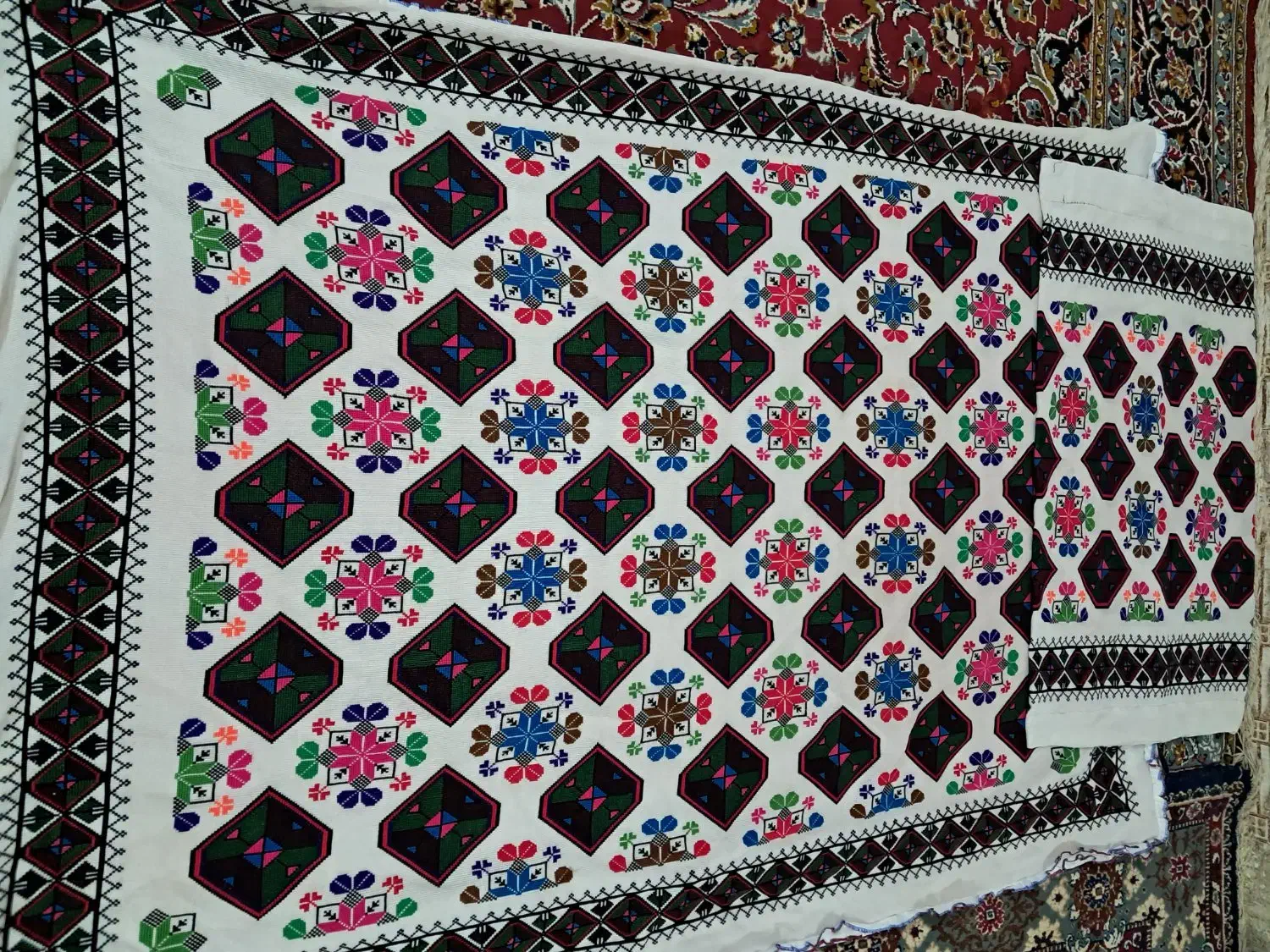 یک پوش توشک بلوچی همراه پوش بالشت|سرویس روتختی|زابل, |دیوار