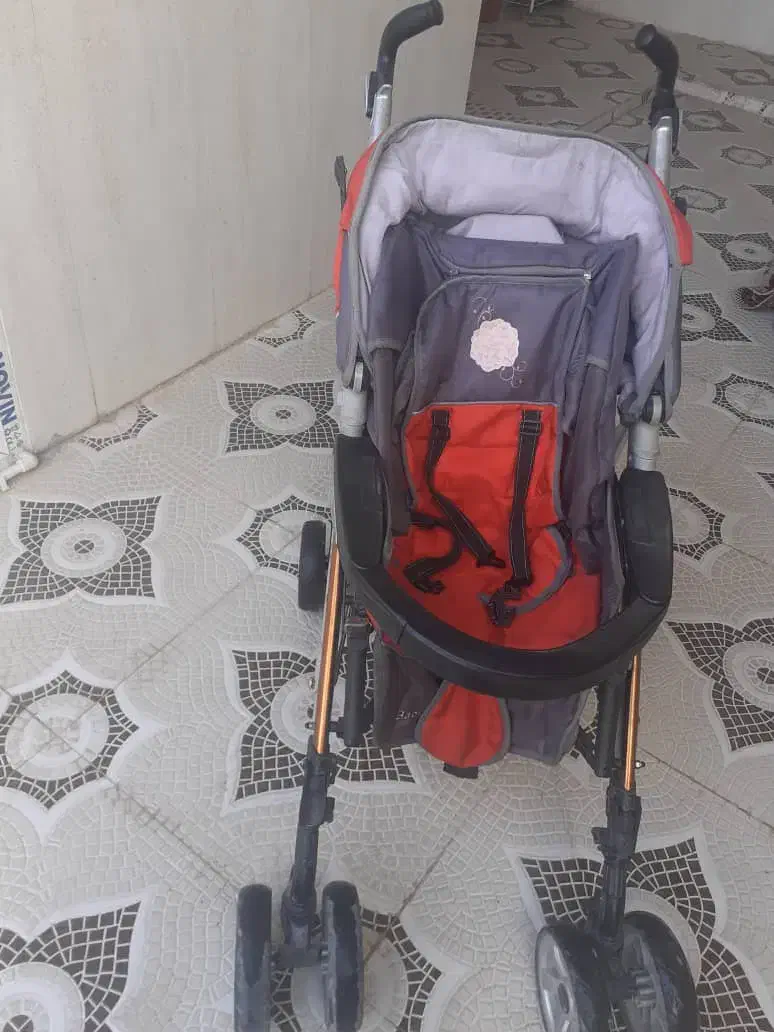 کالسکه در حد نو|کالسکه و لوازم جانبی|پلدختر, |دیوار